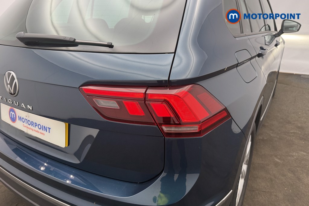 Volkswagen Tiguan Life Automatic Petrol SUV - Stock Number (1655217) - 9th supplementary image