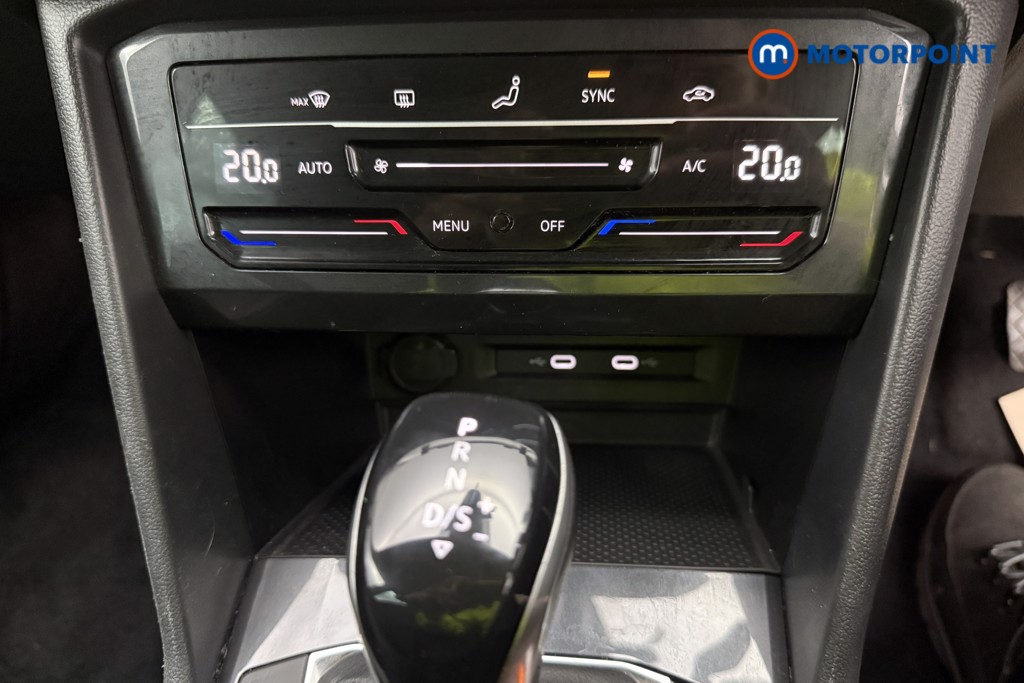 Volkswagen Tiguan Life Automatic Petrol SUV - Stock Number (1655217) - 22nd supplementary image