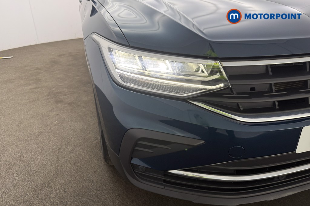 Volkswagen Tiguan Life Automatic Petrol SUV - Stock Number (1655217) - 29th supplementary image