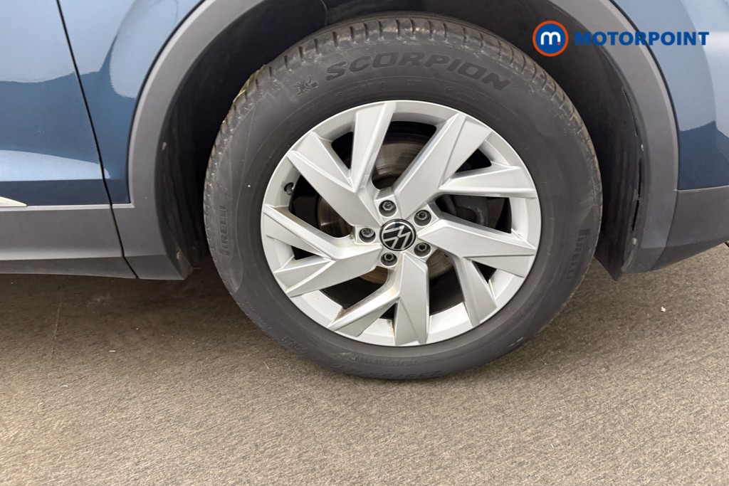 Volkswagen Tiguan Life Automatic Petrol SUV - Stock Number (1655217) - 34th supplementary image