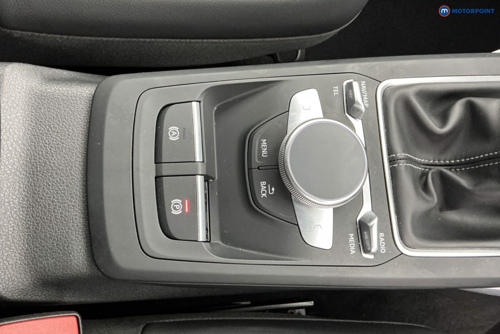 Audi Q2 S Line Manual Petrol SUV - Stock Number (1655237) - 14th supplementary image