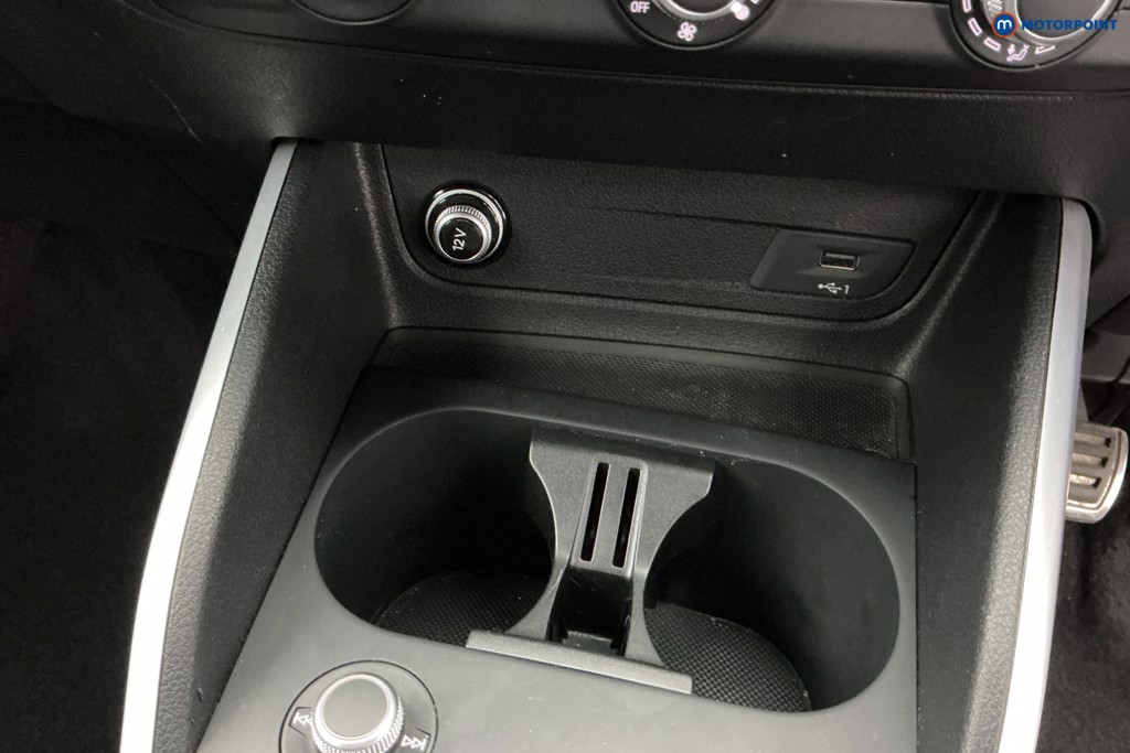 Audi Q2 S Line Manual Petrol SUV - Stock Number (1655237) - 16th supplementary image