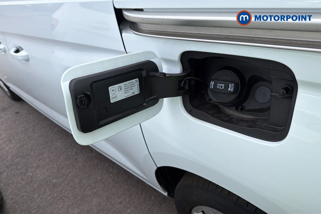 Ford Transit Connect Limited Automatic Petrol Plug-In Hybrid Panel Van - Stock Number (1655486) - 33rd supplementary image