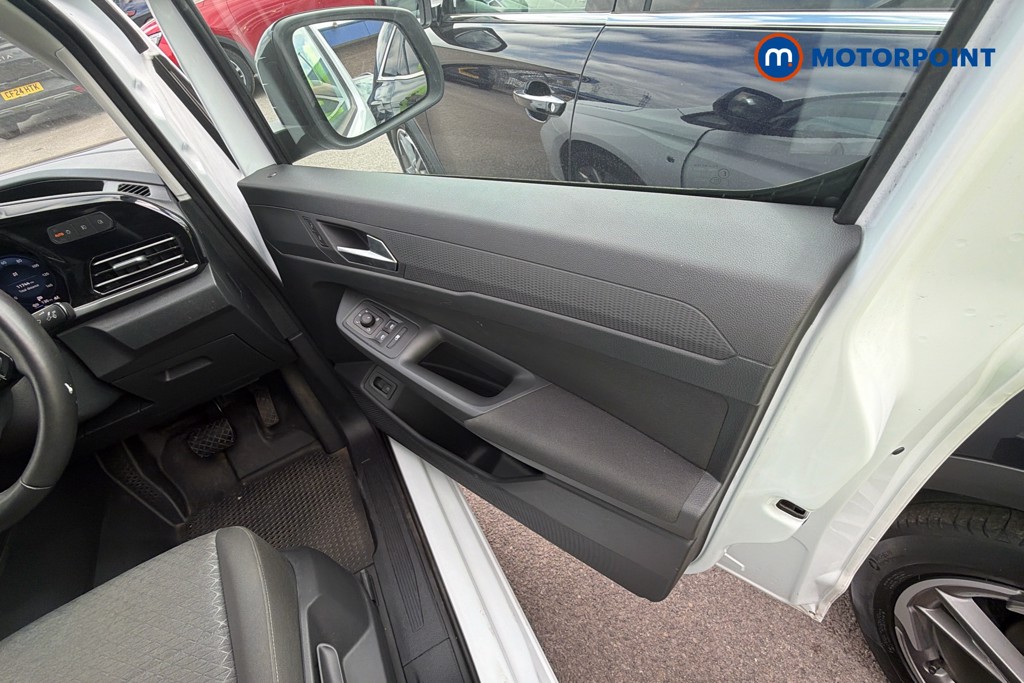 Ford Transit Connect Limited Automatic Petrol Plug-In Hybrid Panel Van - Stock Number (1655486) - 37th supplementary image