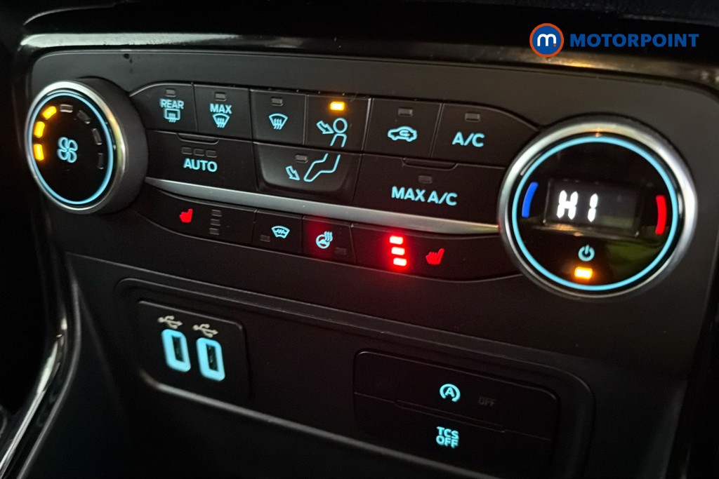 Ford Ecosport Titanium Manual Petrol SUV - Stock Number (1655523) - 14th supplementary image