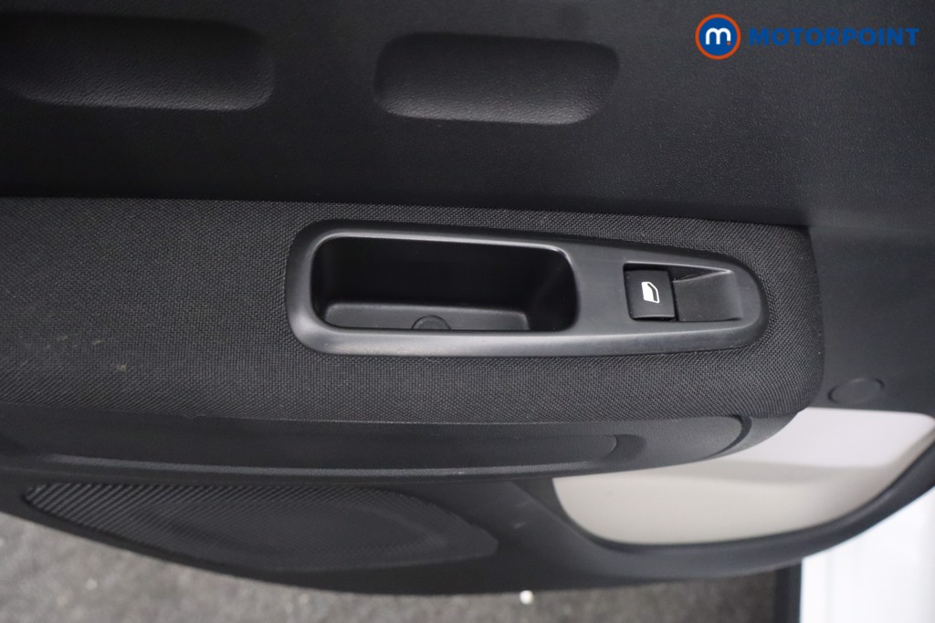 Citroen C3 Shine Plus Manual Petrol Hatchback - Stock Number (1655681) - 30th supplementary image