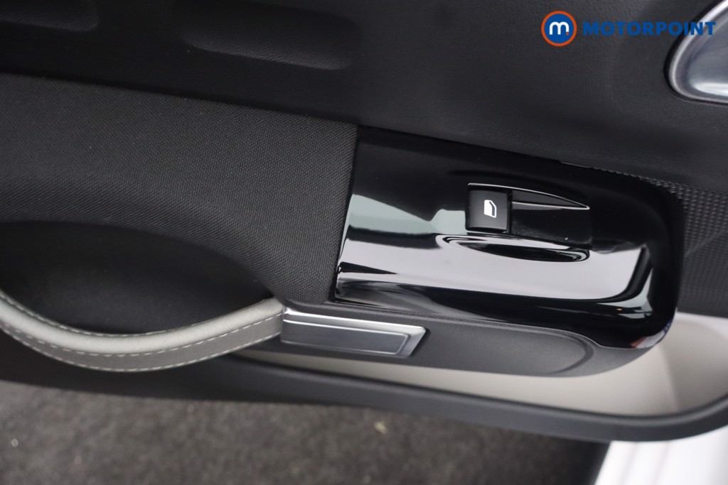 Citroen C3 Shine Plus Manual Petrol Hatchback - Stock Number (1655681) - 35th supplementary image
