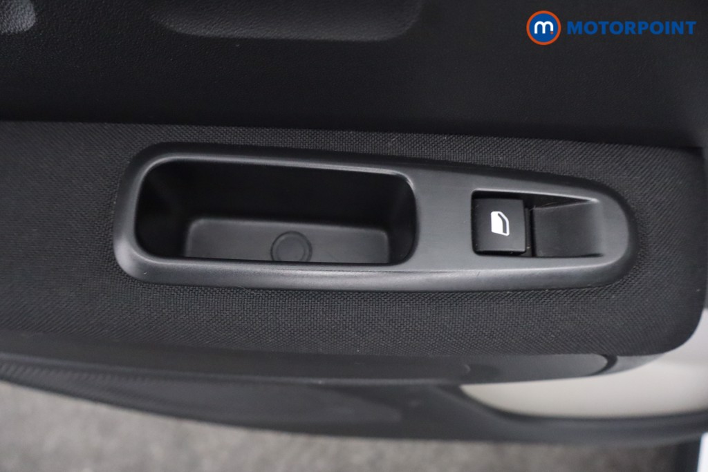 Citroen C3 Shine Plus Manual Petrol Hatchback - Stock Number (1655681) - 74th supplementary image