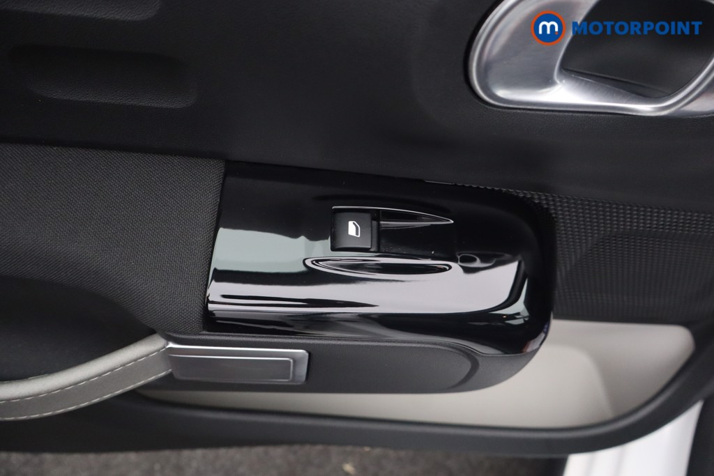Citroen C3 Shine Plus Manual Petrol Hatchback - Stock Number (1655681) - 79th supplementary image