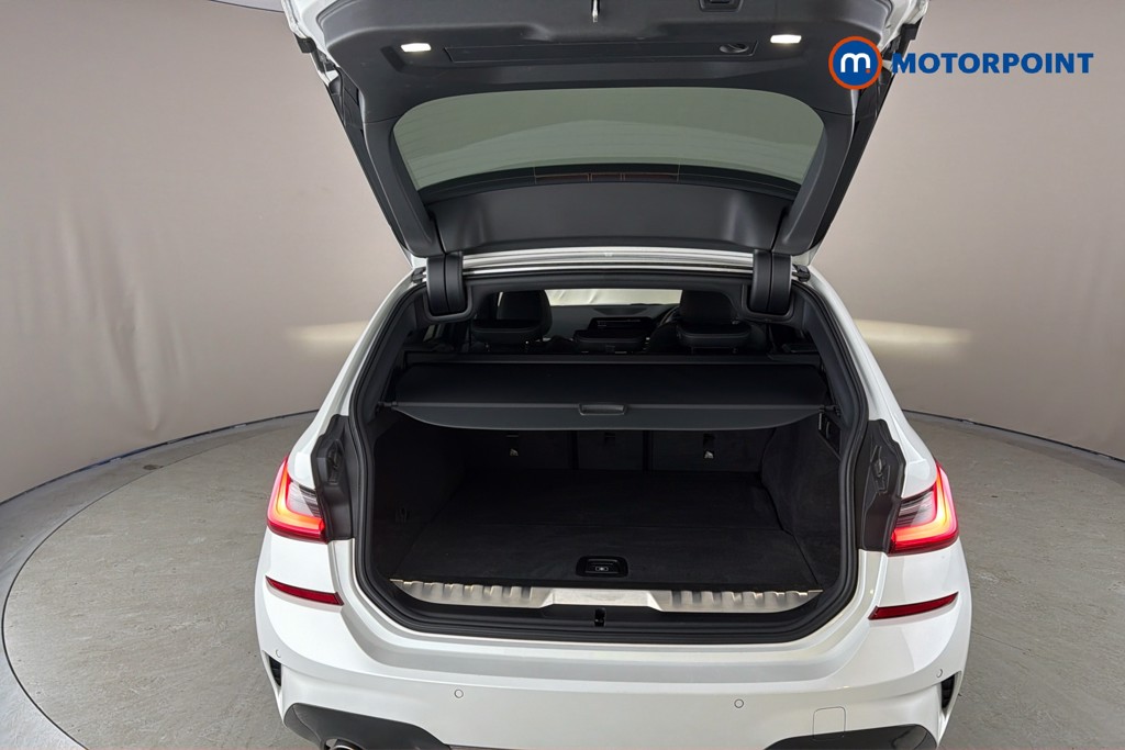 BMW 3 Series M Sport Automatic Petrol Plug-In Hybrid Estate - Stock Number (1655686) - 33rd supplementary image