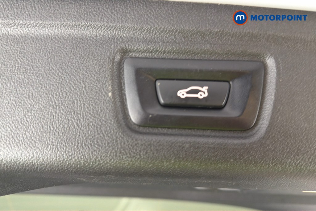 BMW 3 Series M Sport Automatic Petrol Plug-In Hybrid Estate - Stock Number (1655686) - 35th supplementary image