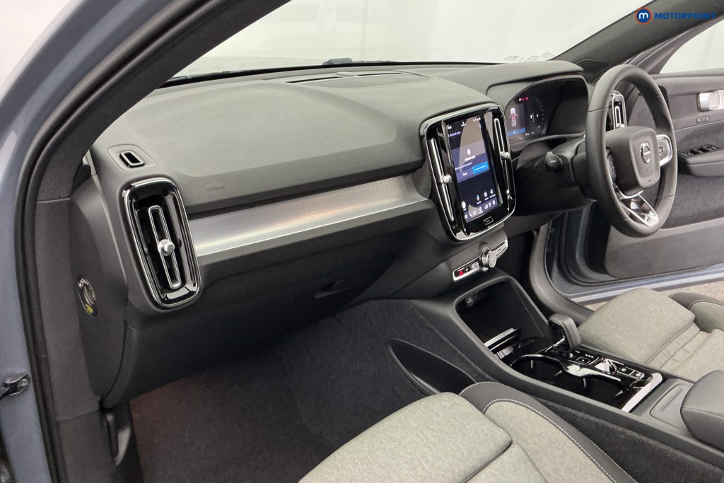 Volvo Xc40 Plus Automatic Petrol SUV - Stock Number (1656114) - 9th supplementary image