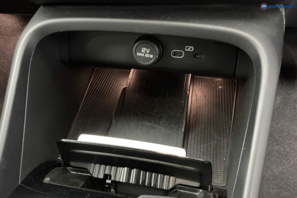 Volvo Xc40 Plus Automatic Petrol SUV - Stock Number (1656114) - 15th supplementary image
