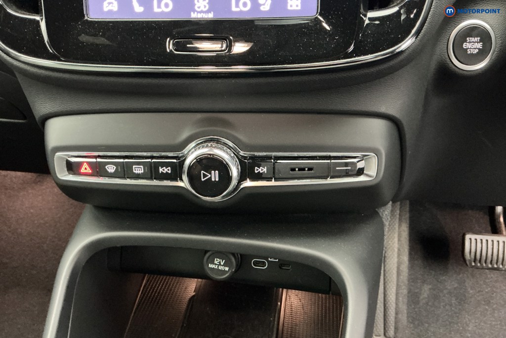 Volvo Xc40 Plus Automatic Petrol SUV - Stock Number (1656114) - 16th supplementary image