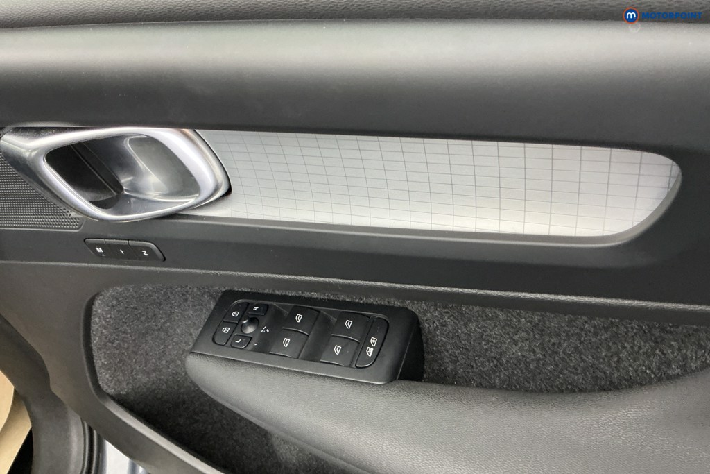 Volvo Xc40 Plus Automatic Petrol SUV - Stock Number (1656114) - 24th supplementary image