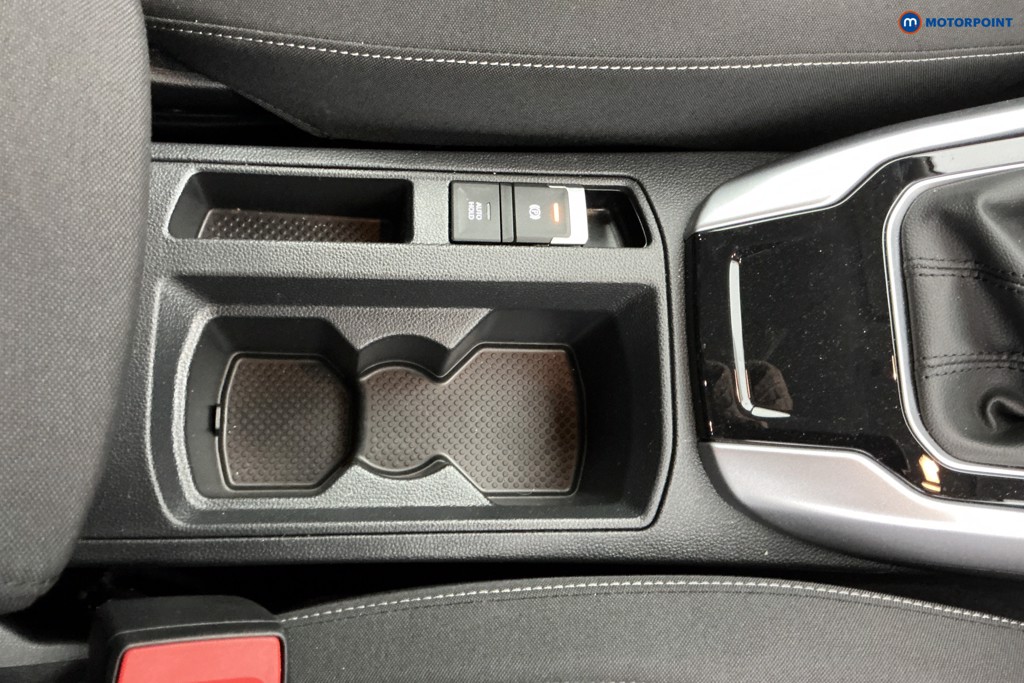 Volkswagen T-Roc Life Automatic Petrol SUV - Stock Number (1656162) - 14th supplementary image