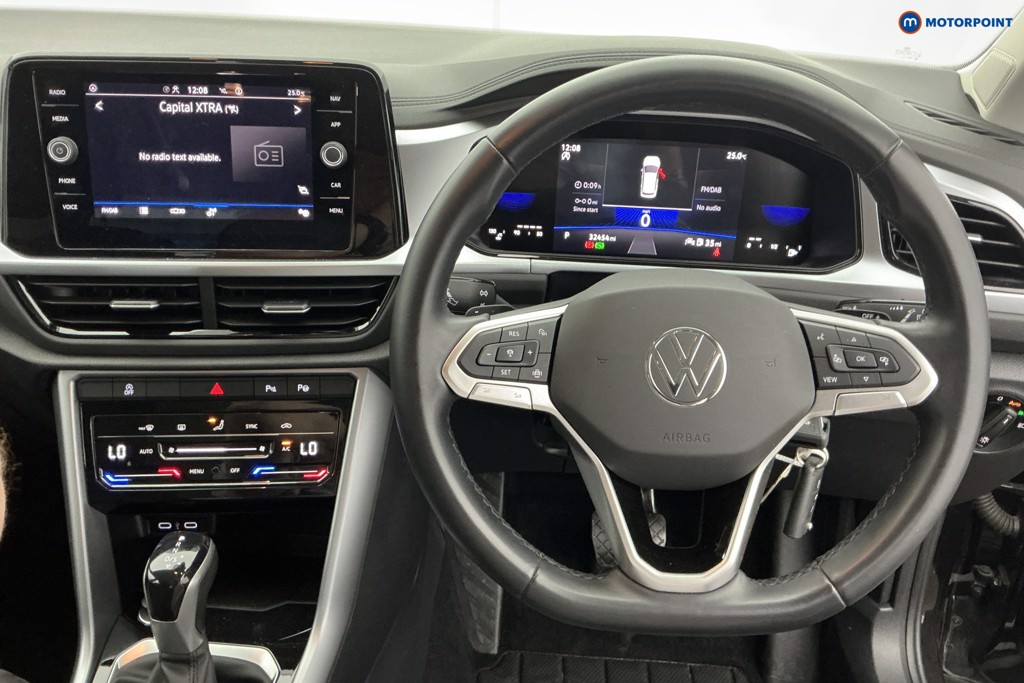 Volkswagen T-Roc Life Automatic Petrol SUV - Stock Number (1656162) - 1st supplementary image