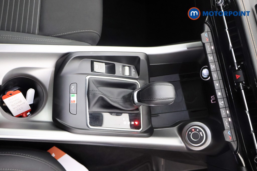Alfa Romeo Tonale Sprint Automatic Petrol SUV - Stock Number (1656168) - 13th supplementary image