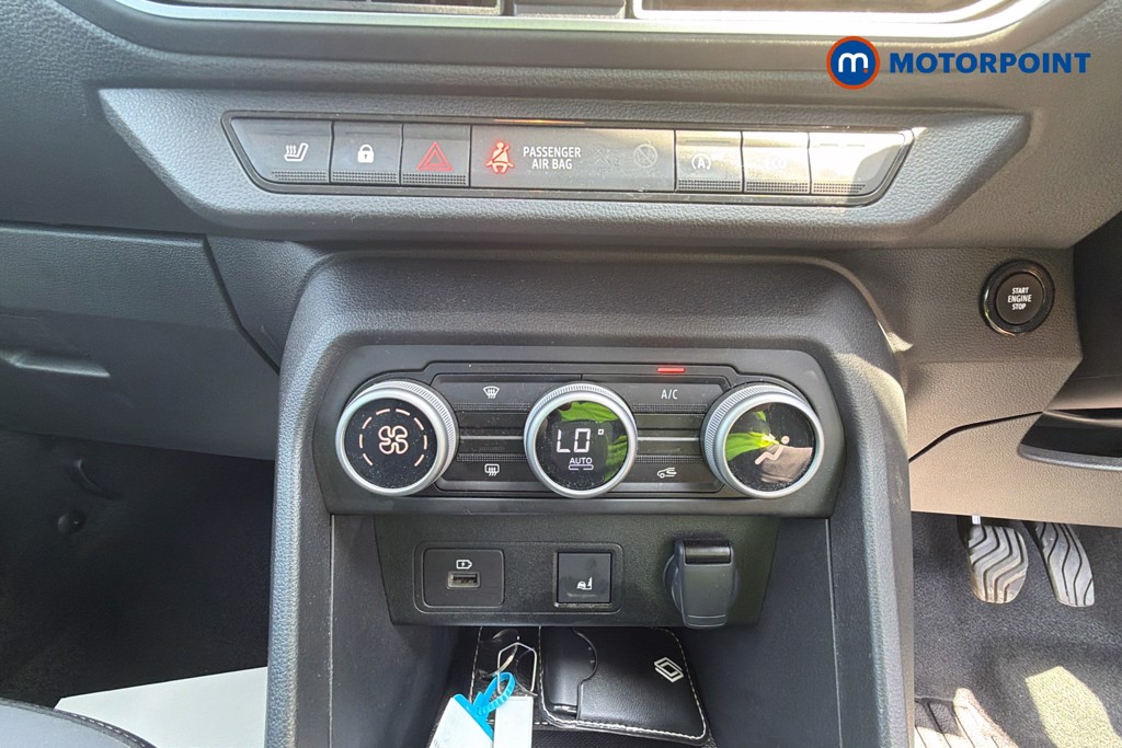 Dacia Sandero Stepway Extreme Manual Petrol Hatchback - Stock Number (1656180) - 21st supplementary image