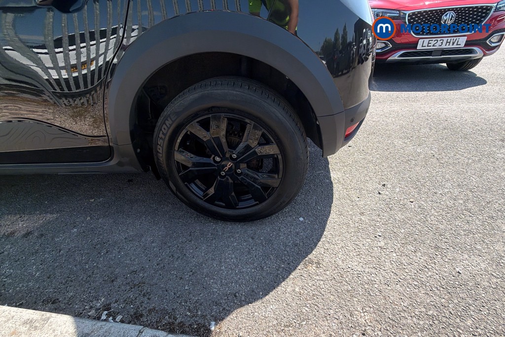 Dacia Sandero Stepway Extreme Manual Petrol Hatchback - Stock Number (1656180) - 39th supplementary image