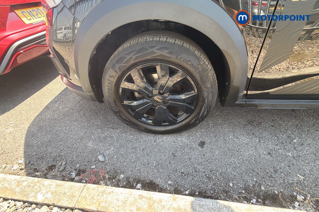 Dacia Sandero Stepway Extreme Manual Petrol Hatchback - Stock Number (1656180) - 41st supplementary image