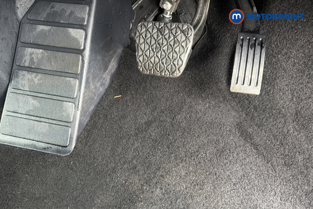 Ford Transit Custom Limited Automatic Diesel Crew Bus - Stock Number (1656611) - 24th supplementary image