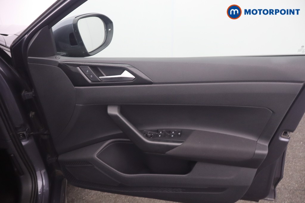 Volkswagen Taigo Life Manual Petrol SUV - Stock Number (1657346) - 8th supplementary image