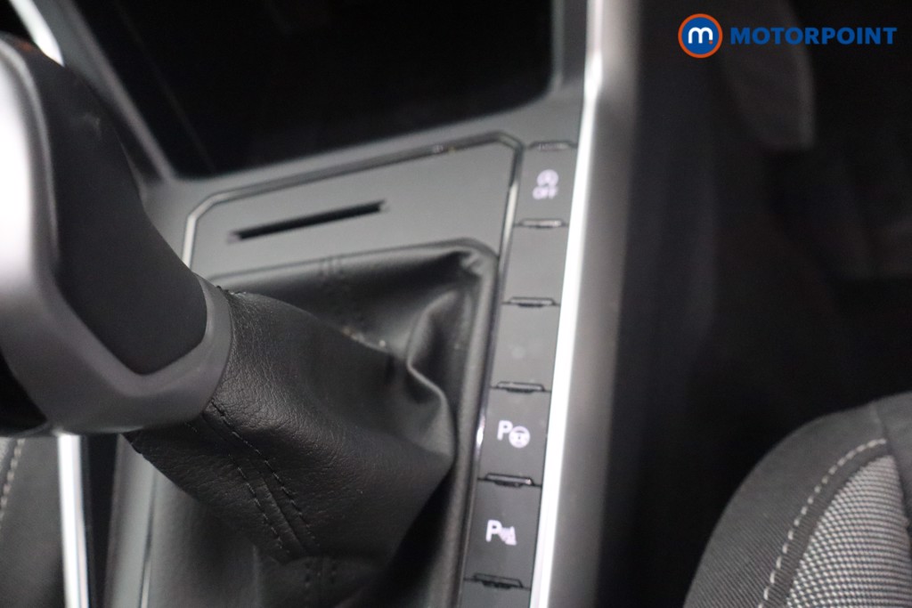 Volkswagen Taigo Life Manual Petrol SUV - Stock Number (1657346) - 15th supplementary image
