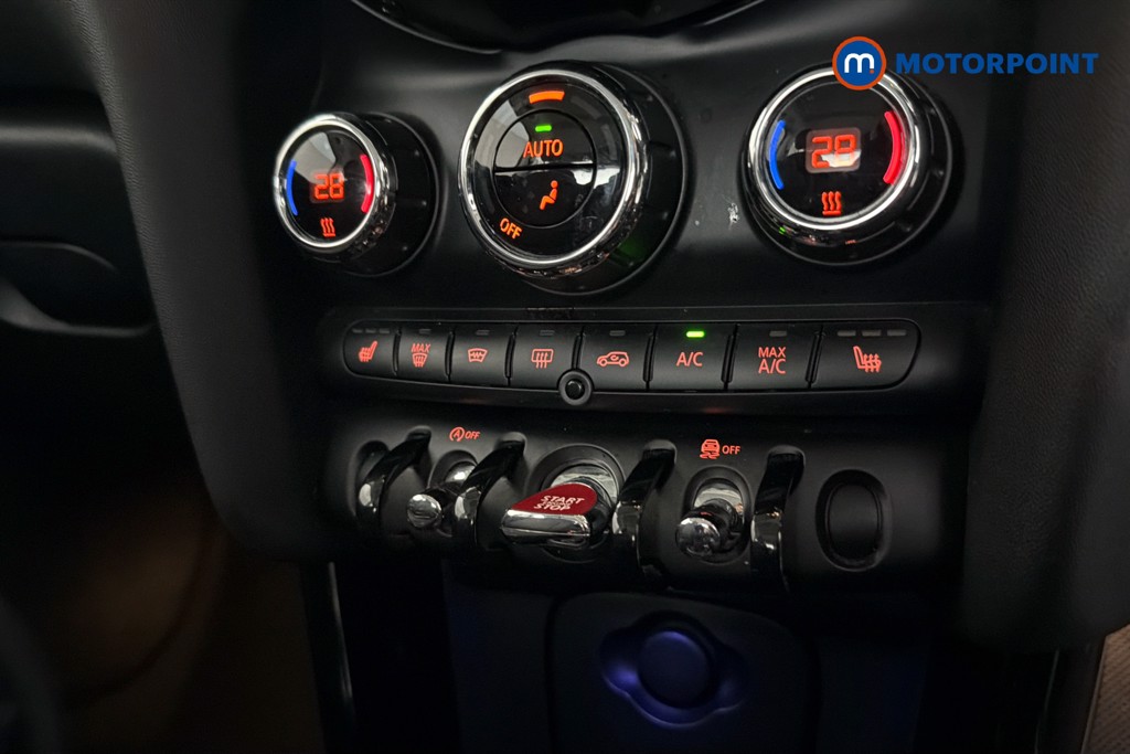 Mini Hatchback One Classic Manual Petrol Hatchback - Stock Number (1657629) - 12th supplementary image