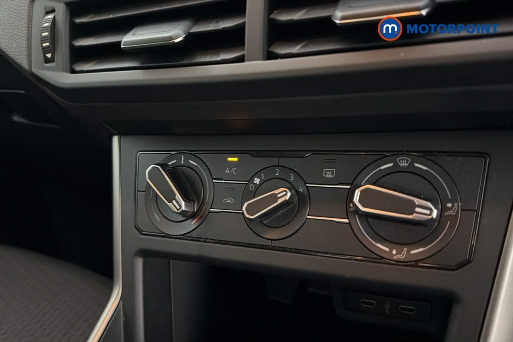Volkswagen Polo Match Manual Petrol Hatchback - Stock Number (1657936) - 12th supplementary image
