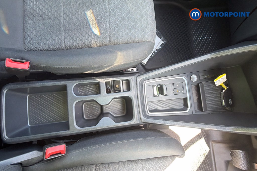 Ford Transit Connect Limited Automatic Petrol Plug-In Hybrid Panel Van - Stock Number (1657945) - 25th supplementary image