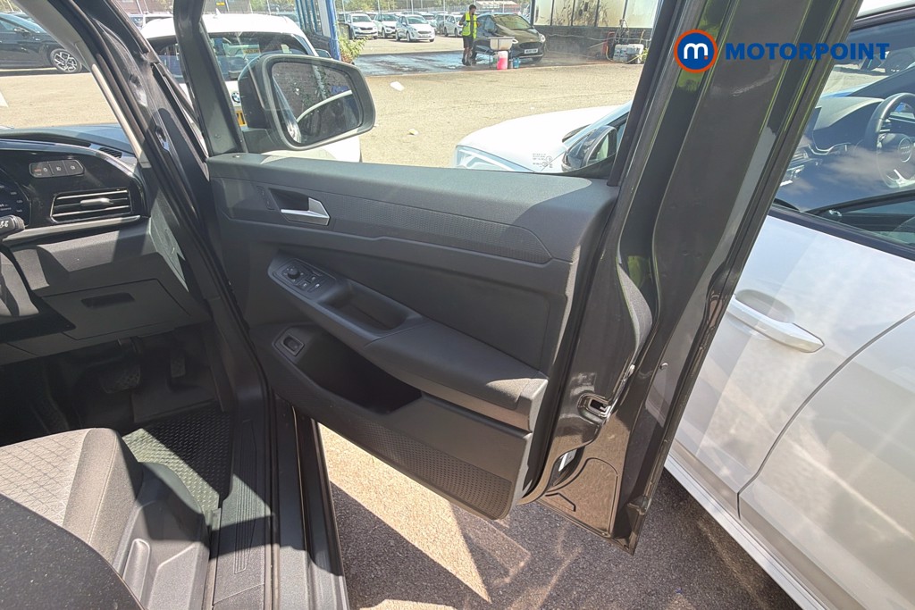 Ford Transit Connect Limited Automatic Petrol Plug-In Hybrid Panel Van - Stock Number (1657945) - 37th supplementary image