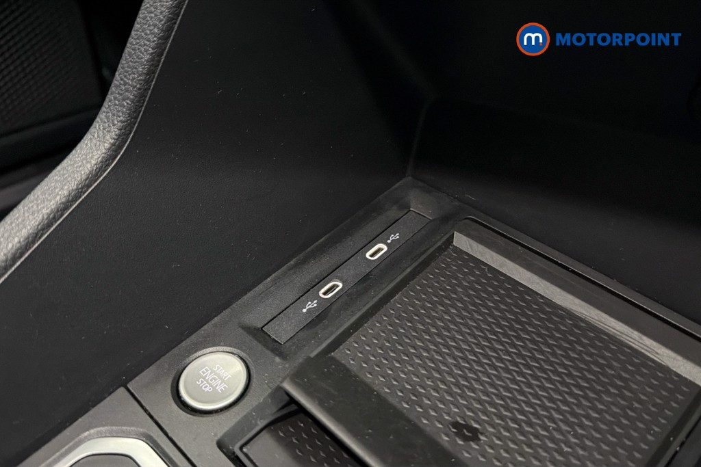 Ford Transit Connect Limited Automatic Petrol Plug-In Hybrid Panel Van - Stock Number (1657946) - 17th supplementary image