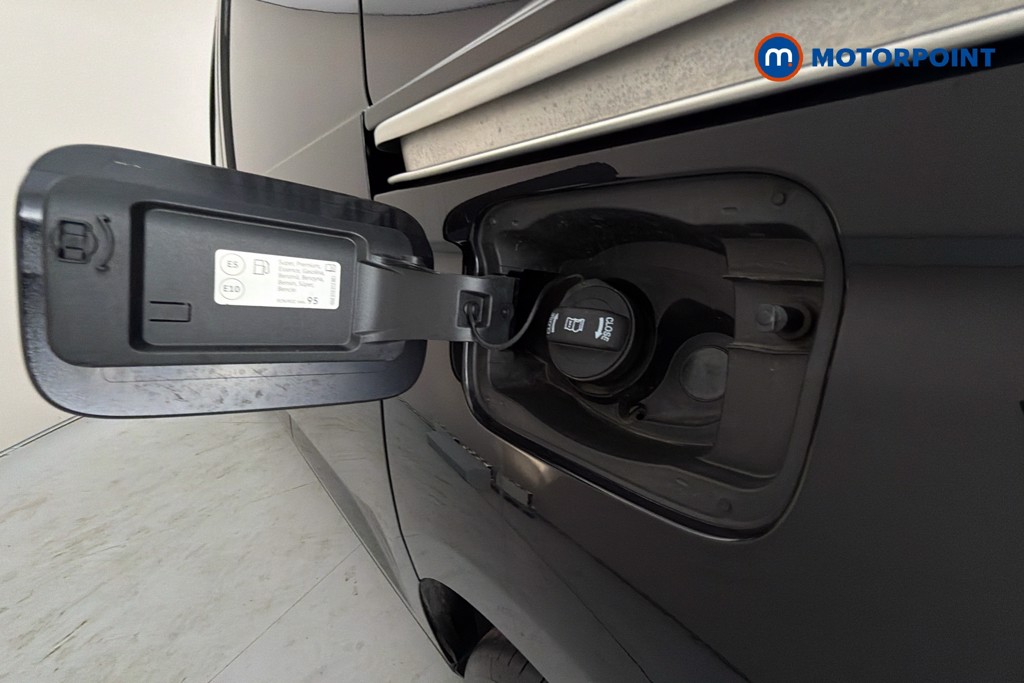 Ford Transit Connect Limited Automatic Petrol Plug-In Hybrid Panel Van - Stock Number (1657946) - 41st supplementary image