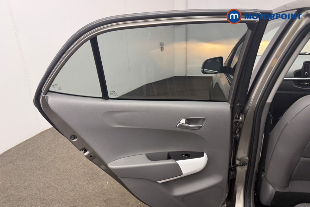 KIA Picanto X-Line Automatic Petrol Hatchback - Stock Number (1657953) - 7th supplementary image
