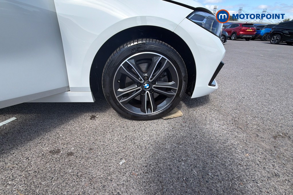 BMW 1 Series Sport Manual Petrol Hatchback - Stock Number (1658036) - 36th supplementary image