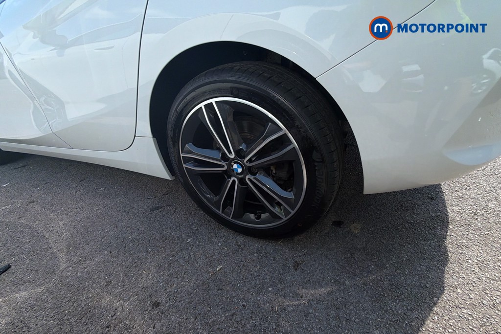 BMW 1 Series Sport Manual Petrol Hatchback - Stock Number (1658036) - 39th supplementary image
