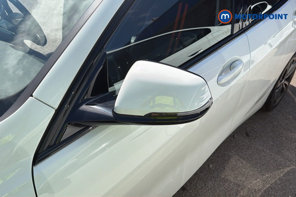 BMW 1 Series Sport Manual Petrol Hatchback - Stock Number (1658036) - 40th supplementary image