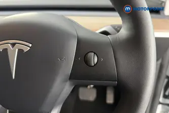 Tesla Model Y Long Range Automatic Electric SUV - Stock Number (1658038) - 3rd supplementary image