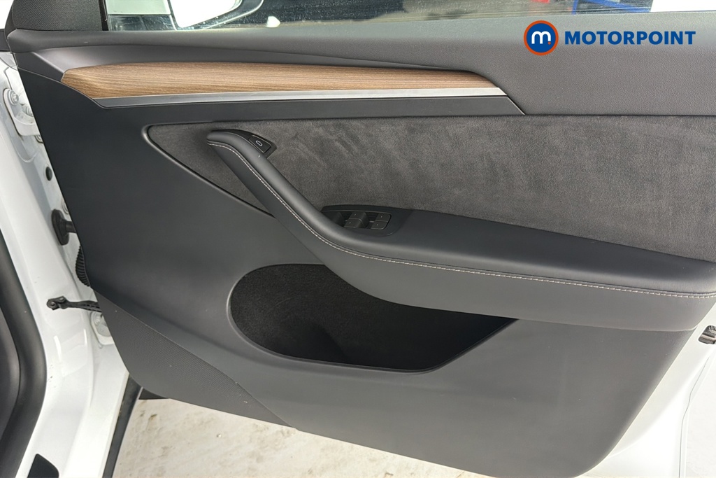 Tesla Model Y Long Range Automatic Electric SUV - Stock Number (1658038) - 18th supplementary image