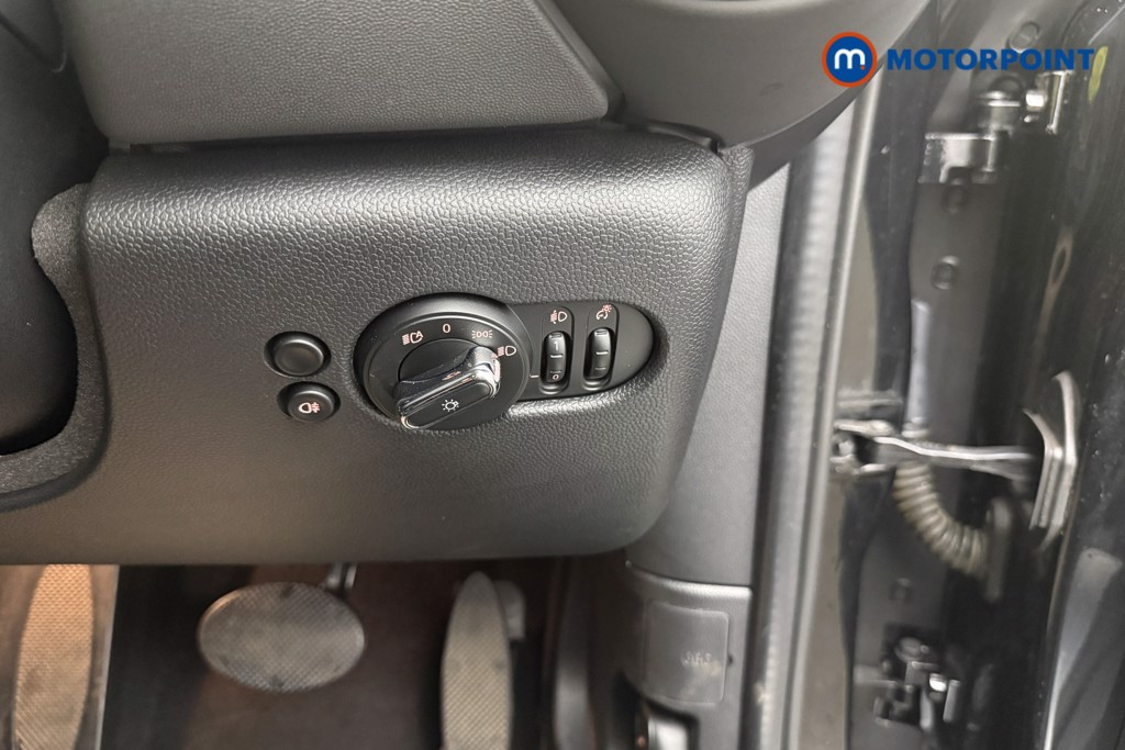 Mini Hatchback Cooper Classic Automatic Petrol Hatchback - Stock Number (1658172) - 18th supplementary image