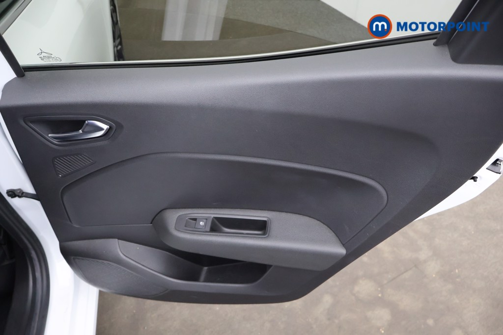 Renault Clio Techno Automatic Petrol-Electric Hybrid Hatchback - Stock Number (1658257) - 17th supplementary image