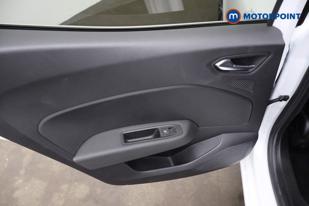 Renault Clio Techno Automatic Petrol-Electric Hybrid Hatchback - Stock Number (1658257) - 20th supplementary image