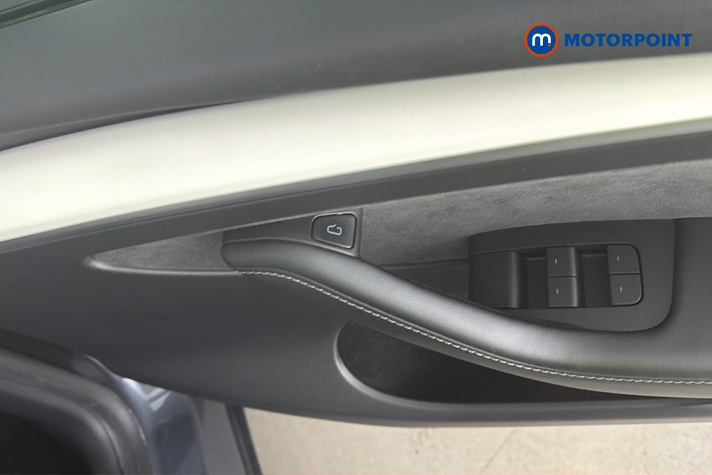 Tesla Model Y Long Range Automatic Electric SUV - Stock Number (1658313) - 42nd supplementary image