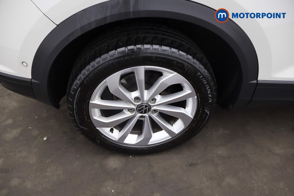 Volkswagen T-Roc Life Manual Petrol SUV - Stock Number (1658374) - 3rd supplementary image