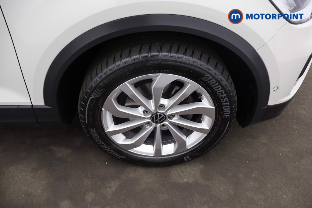 Volkswagen T-Roc Life Manual Petrol SUV - Stock Number (1658374) - 4th supplementary image