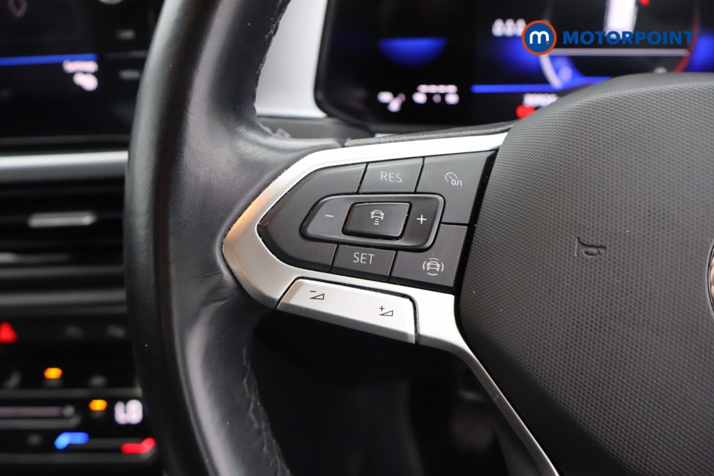 Volkswagen T-Roc Life Manual Petrol SUV - Stock Number (1658374) - 6th supplementary image