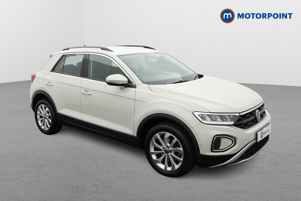 Volkswagen T-Roc Life Manual Petrol SUV - Stock Number (1658374) - Drivers side front corner