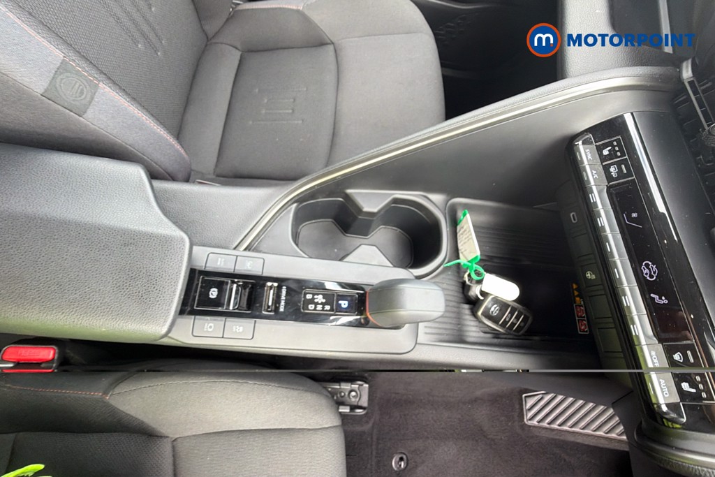 Toyota C-Hr Design Automatic Petrol Plug-In Hybrid SUV - Stock Number (1658780) - 25th supplementary image