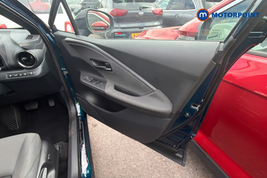 Toyota C-Hr Design Automatic Petrol Plug-In Hybrid SUV - Stock Number (1658780) - 37th supplementary image
